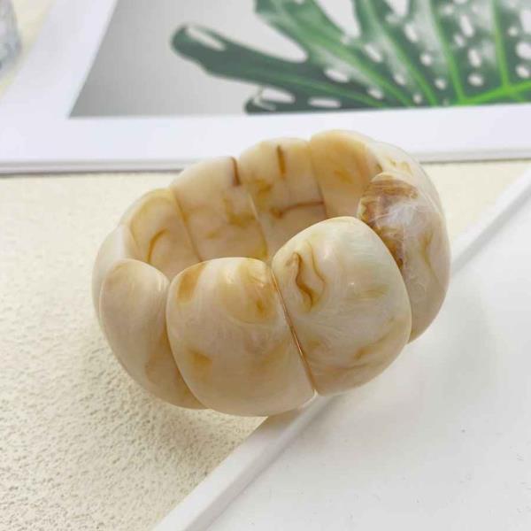 ACETATE BEAD BRACELET