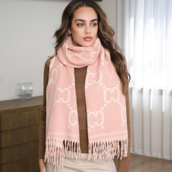 CHAIN LINK PATTERN FRINGE LONG OBLONG SCARF