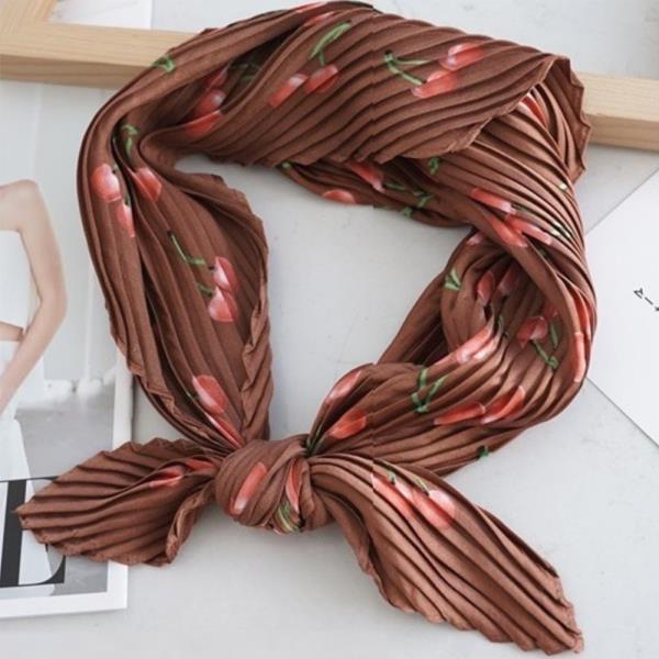 FALK SILK BANDANA NECK SCARF