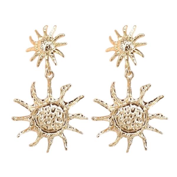 METAL HAMMERED SUN DANGLE EARRING
