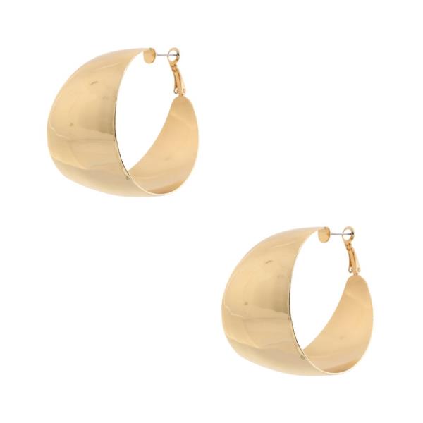WIDE METAL HOOP EARRING