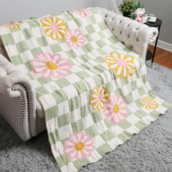 FLORAL AND CHECKERED THROW BLANKET