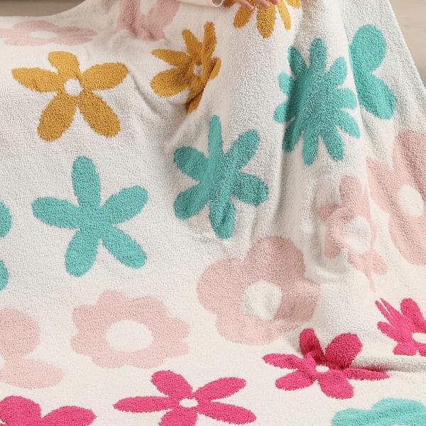 MULTICOLOR FLORAL REVERSIBLE THROW BLANKET