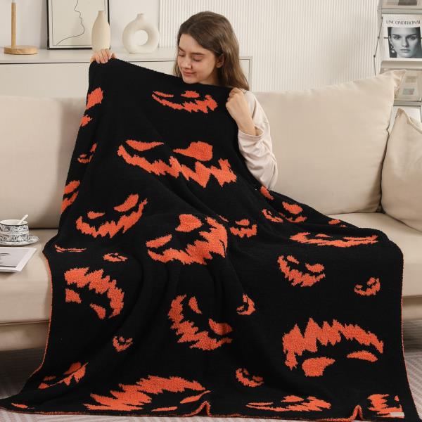 HALLOWEEN THEMED REVERSIBLE THROW BLANKET