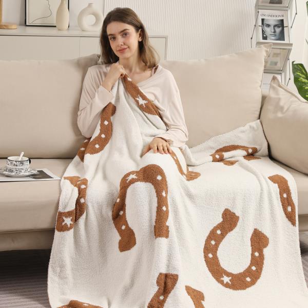 HORSESHOES REVERSIBLE THROW BLANKET