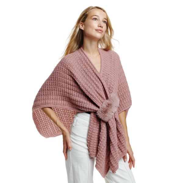 KNIT RUANA WITH FUR OPEN HOLE