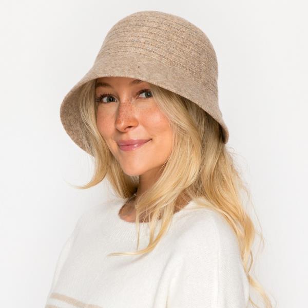 BACKSIDE RIBBON DECOR BUCKET HAT