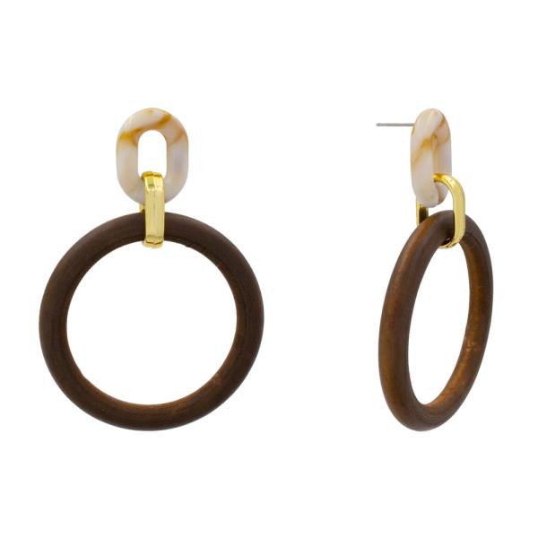 TEXTURED METAL RESIN LINK WOODEN CIRCLE DANGLE EARRINGS