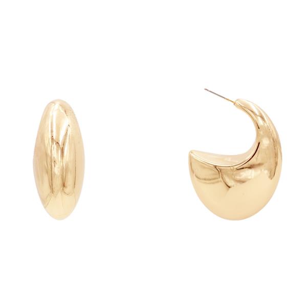 METAL CRESCENT HOOP EARRINGS