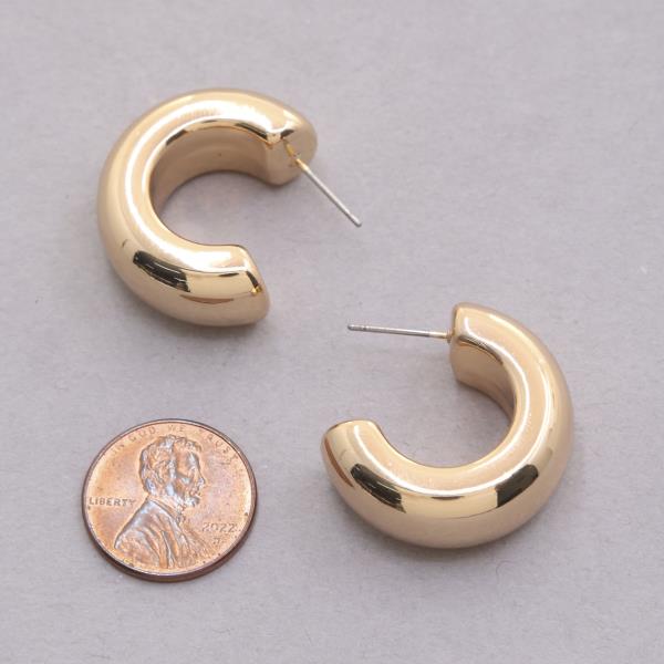 WIDE OPEN HOOP EARRING