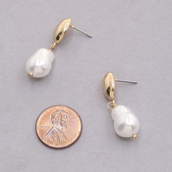 PEARL BEAD OVAL LINK DANGLE EARRING