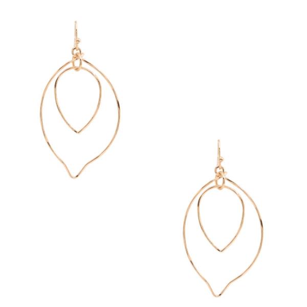 DOUBLE POINTED OVAL METAL EARRING