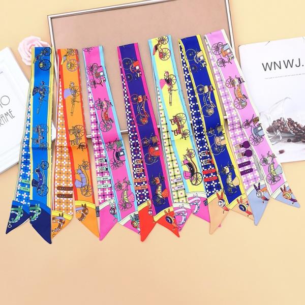 CARRIAGE RIDER PRINT SILKY SKINNY SCARF