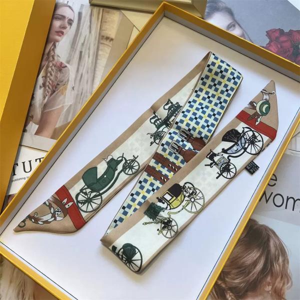 CARRIAGE RIDER PRINT SILKY SKINNY SCARF