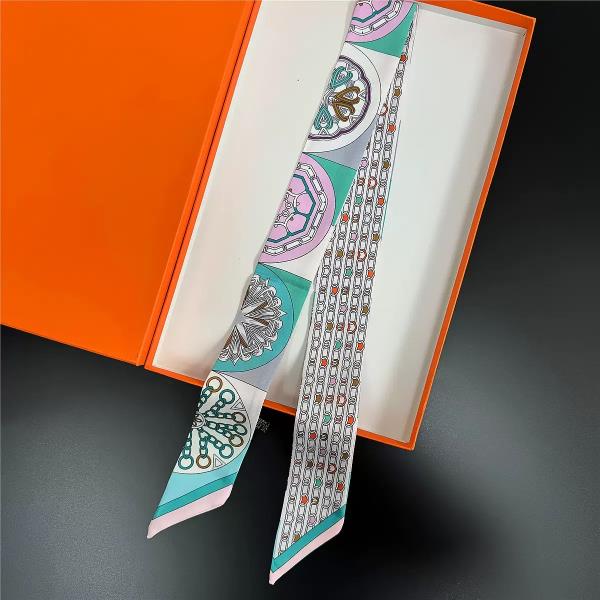 GEOMETRIC CIRCLE CHAIN PRINT SILKY SKINNY SCARF