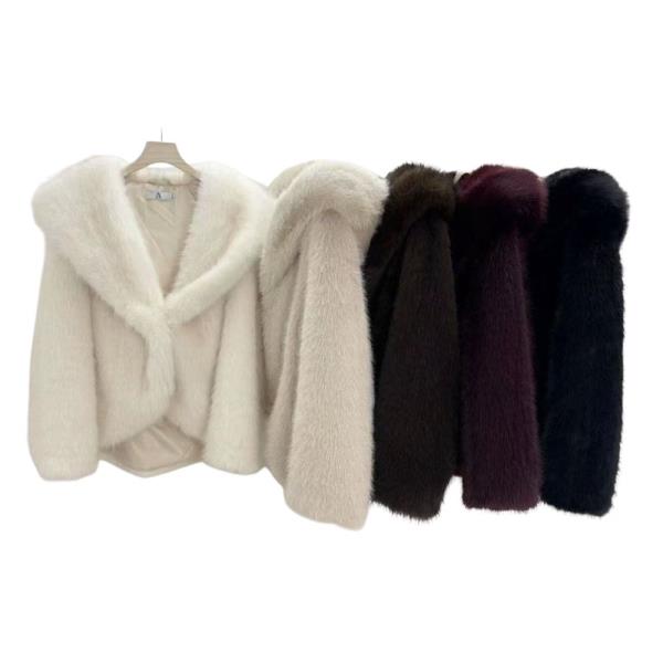 FAUX FUR CROPPED SHORT JACKET