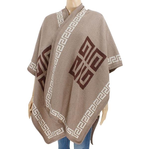 GEOMETRIC BORDER PONCHO