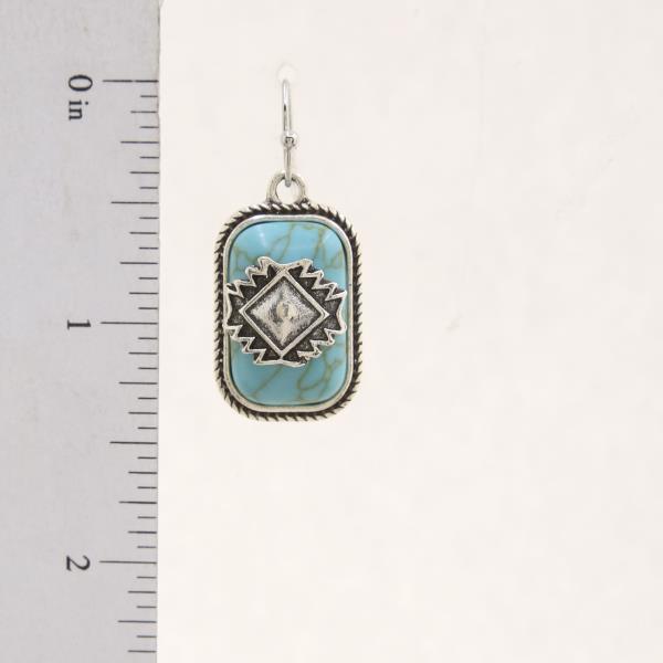 WESTERN TURQUOISE BEAD DANGLE EARING