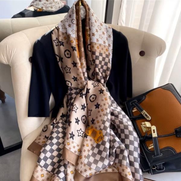 FLOWER PATTERN SILKY OBLONG SCARF