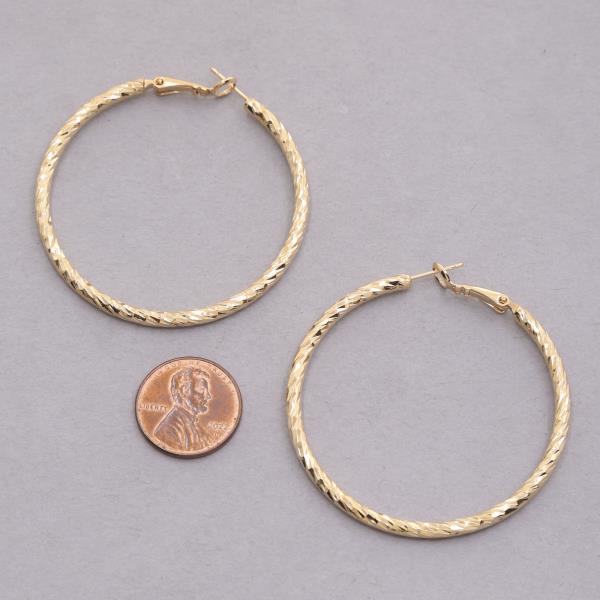 14K GOLD DIPPED TEXTURED HOOP EARRING