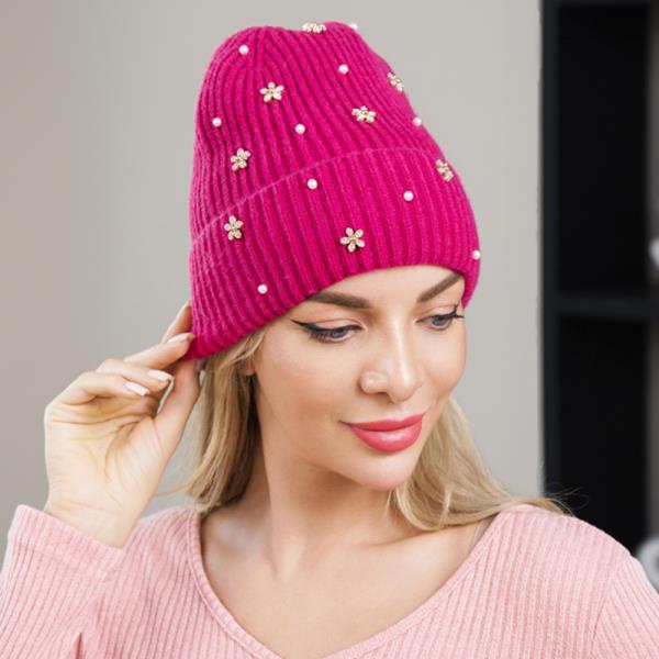 PEARL AND FLOWER ACCENTS KNIT BEANIE HAT