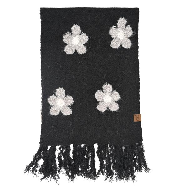 CC DAISY PATTERN SCARF