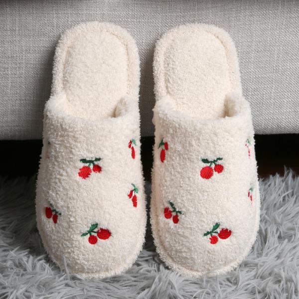 CHERRY EMBROIDERED SLIPPER - ML SIZE