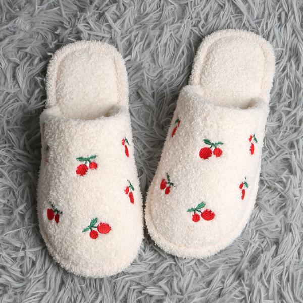 CHERRY EMBROIDERED SLIPPER - ML SIZE