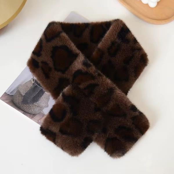 LEOPARD FAUX FUR SCARF