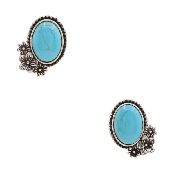 TURQUOISE OVAL BEAD EARRING