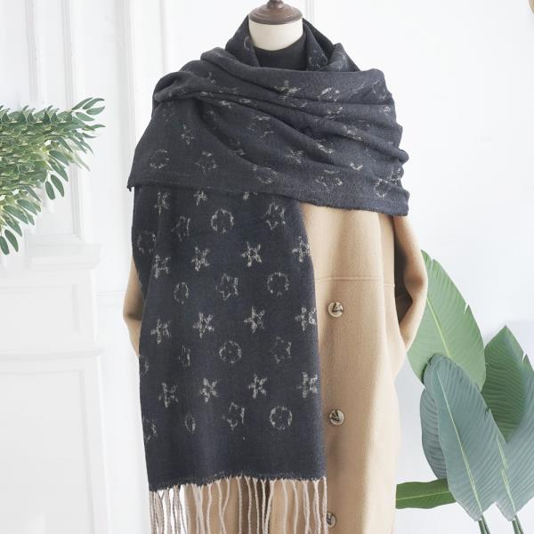 FLOWER MONOGRAM PATTERN FRINGE OBLONG SCARF
