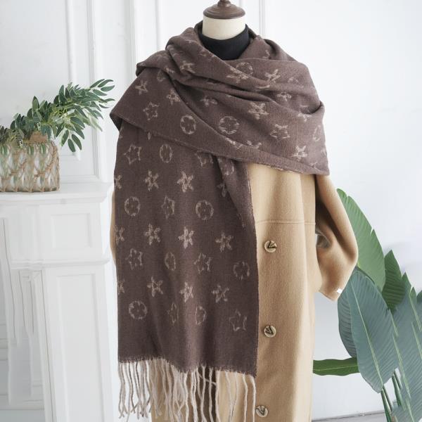FLOWER MONOGRAM PATTERN FRINGE OBLONG SCARF