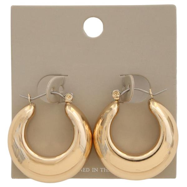 METAL HOOP EARRING