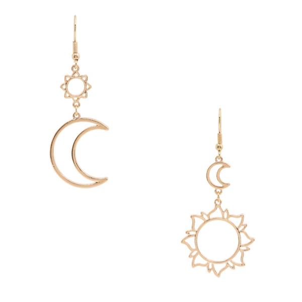 METAL SUN AND MOON DANGLE EARRING