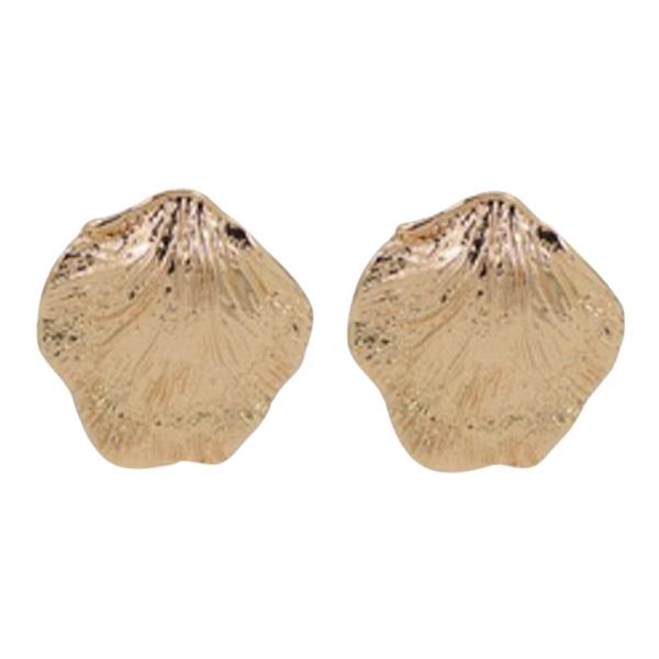 TEXTURED METAL SHELL STUD EARRING