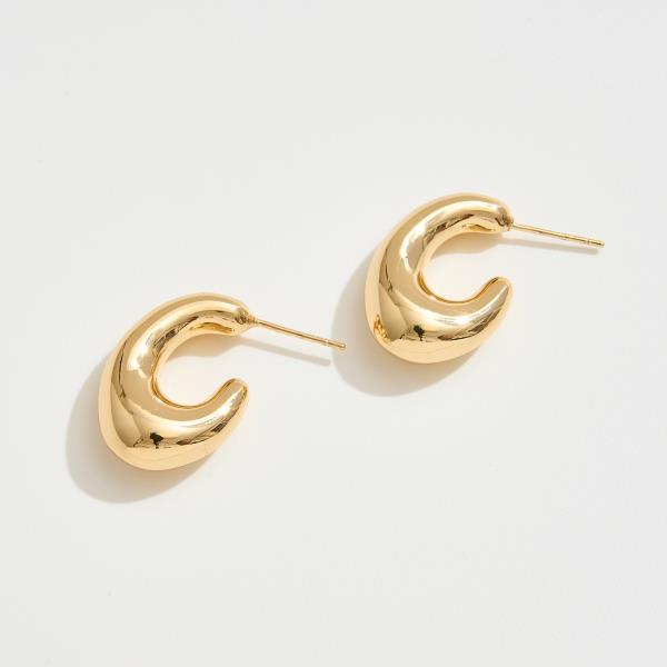 14K GOLD WHITE GOLD DIPPED CHUNKY CRESCENT POST HOOP EARRING