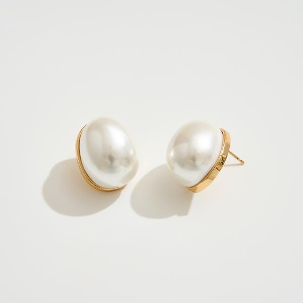 14K GOLD/WHITE GOLD DIPPED ELEGANT AND PEARL STUD EARRING
