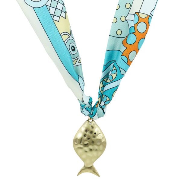 HAMMERED METAL FISH PENDANT SCARF NECKLACE
