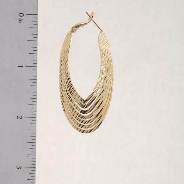 TEXTURED OVAL LINK METAL EARRING