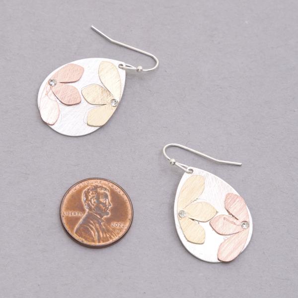 TEARDROP FLOWER PATTERN BRUSHED METAL DANGLE EARRING