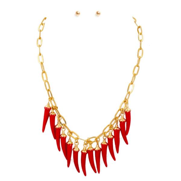 HOT PEPPERS CHARM OVAL LINK NECKLACE
