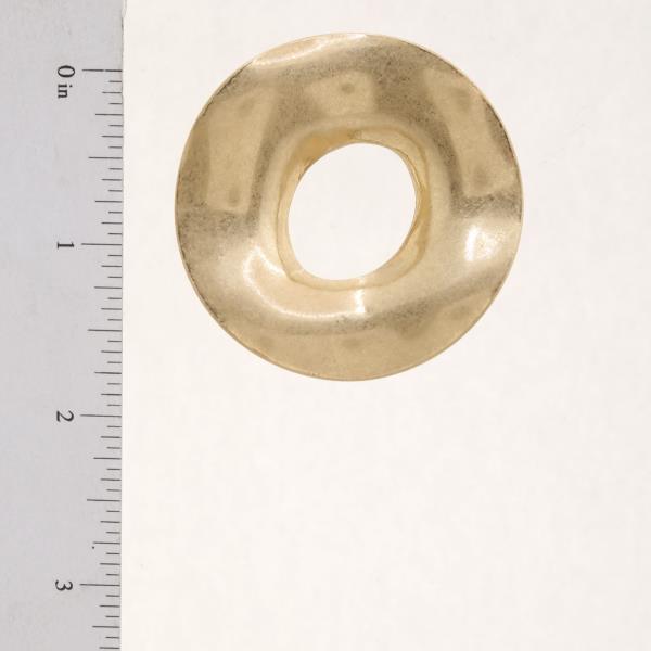 CUT OUT ROUND METAL EARRING