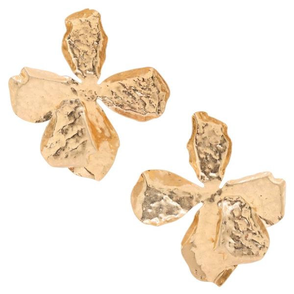 FLOWER METAL EARRING