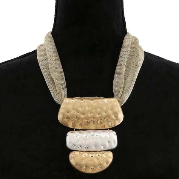 TWO TONE METAL BAR PENDANT FABRIC NECKLACE