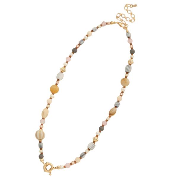 COLORFUL BEADED NECKLACE