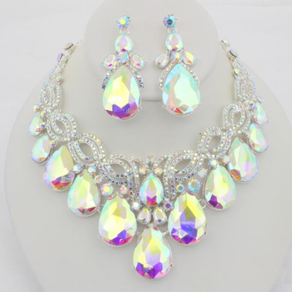 CRYSTAL LARGE TEARDROP STATEMENT NECKLACE EARRING SET