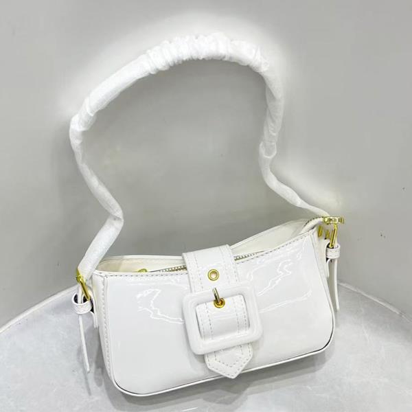 GLOSSY TEXTURE BUCKLE SHOULDER BAG