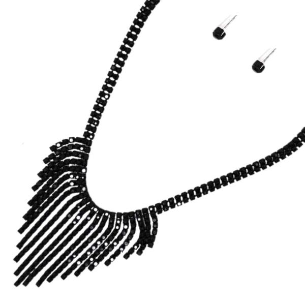 RHINESTONE LINED NECKLACE