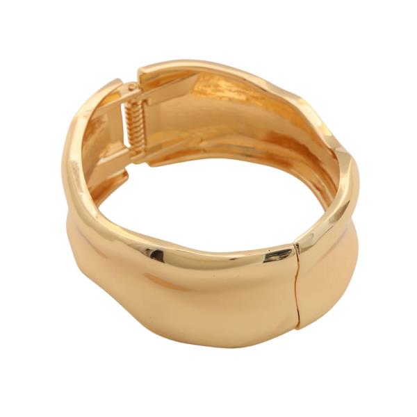WAVY METAL HINGED BRACELET