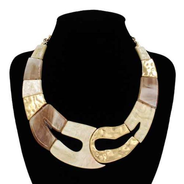CHUNKY ACRYLIC STATEMENT NECKLACE